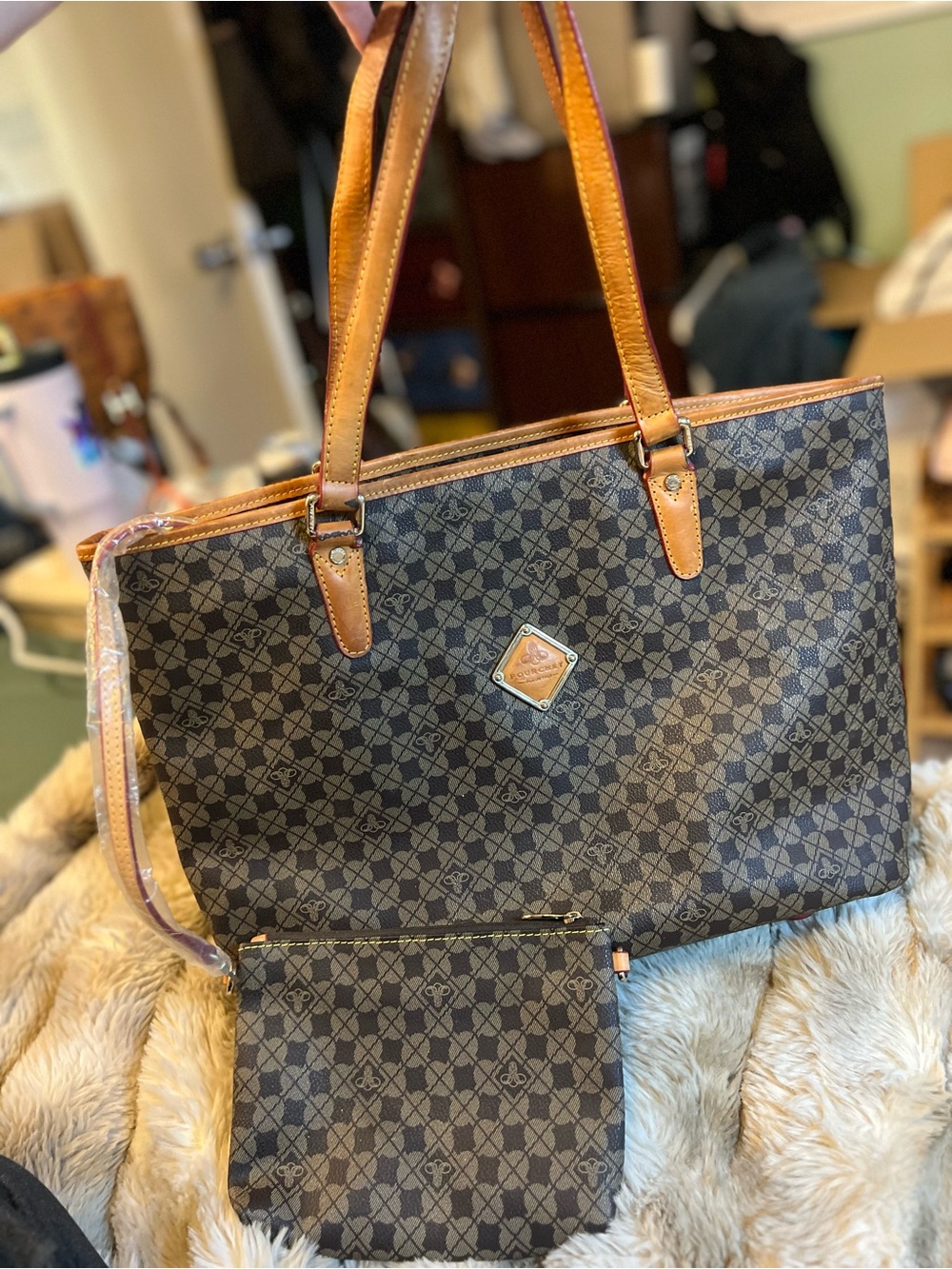 Pourchet Paris patterned tote bag w/ matching pouch (MSRP $398)